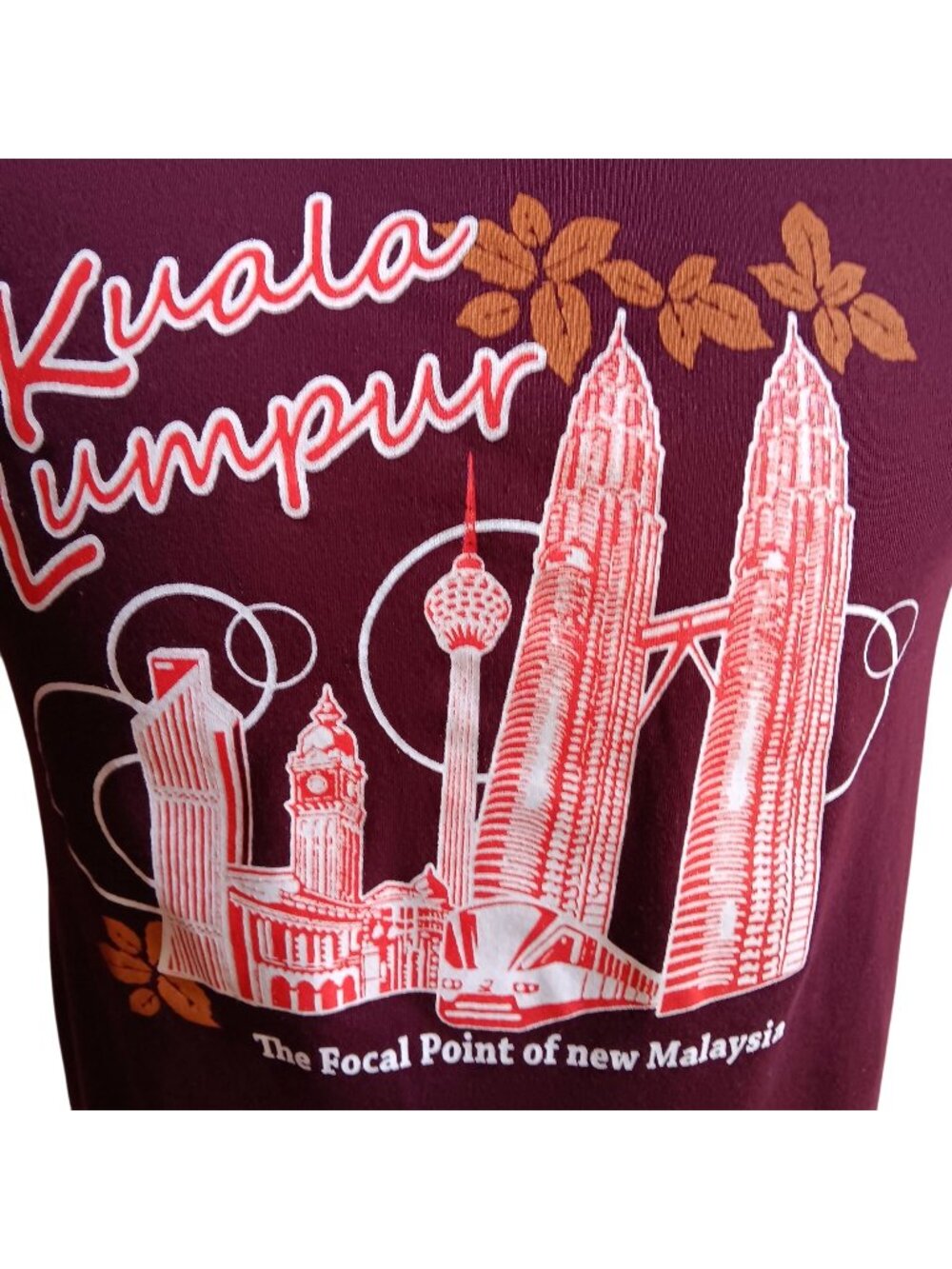 GAP KUALA LUMPR MALAYSIA Vintage T-shirt Medium RARE GRAPHIC DARK PURPLE THIN M